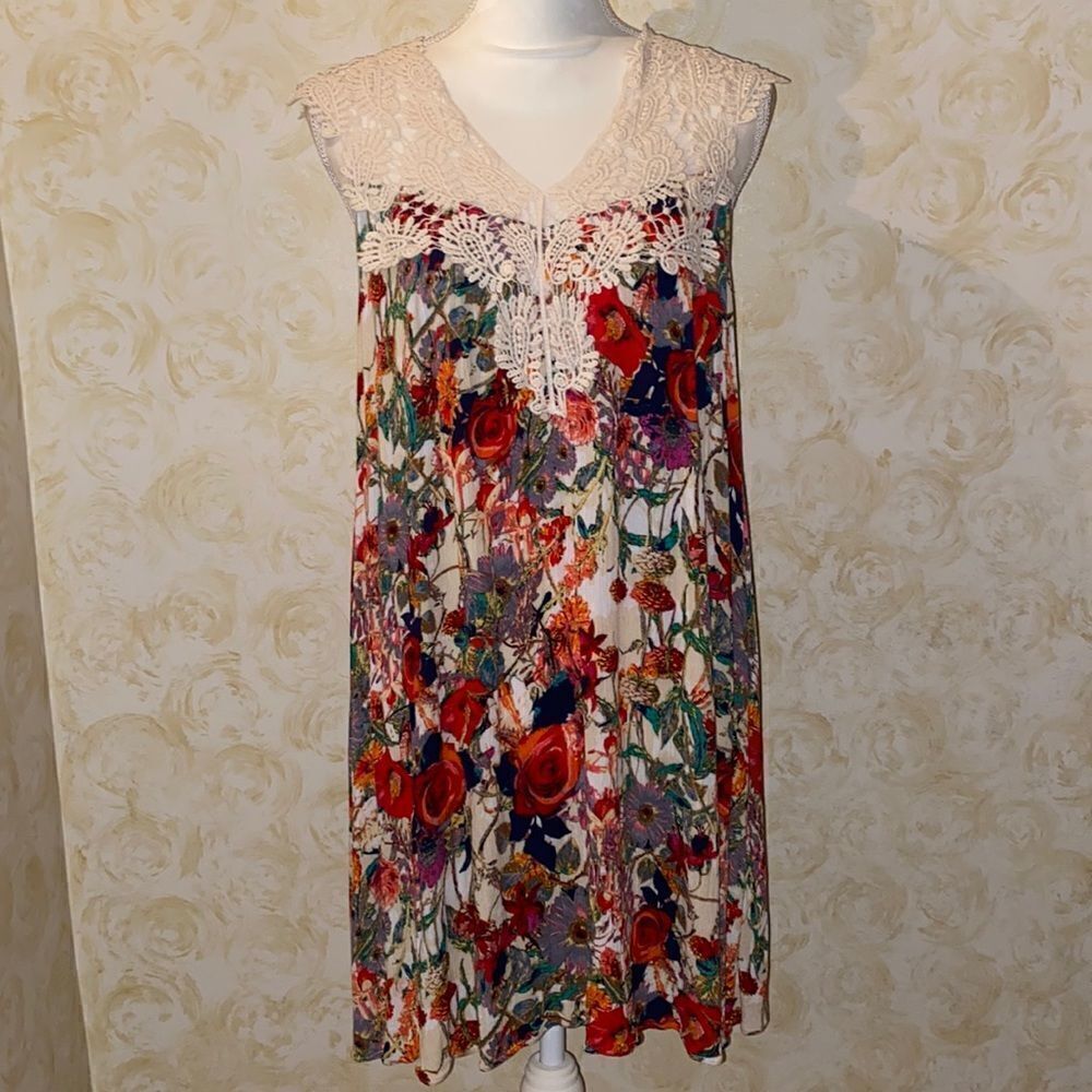 NWOT! Umgee Floral Dress! 